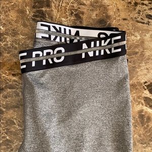Nike leggings